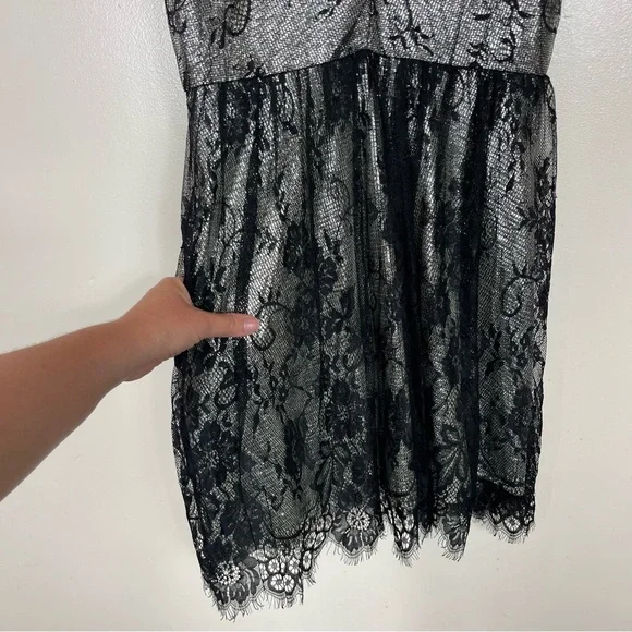 Francesca’s Lace Metallic V Neck Mini Dress Small Witchy Grunge Whimsigoth Fairy - Picture 6 of 9